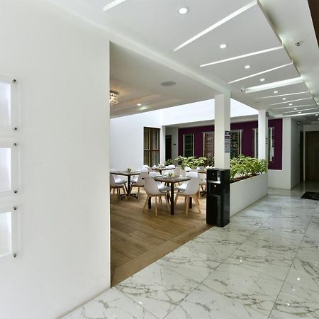 Hotel Gran Mariscal Quito Exterior photo