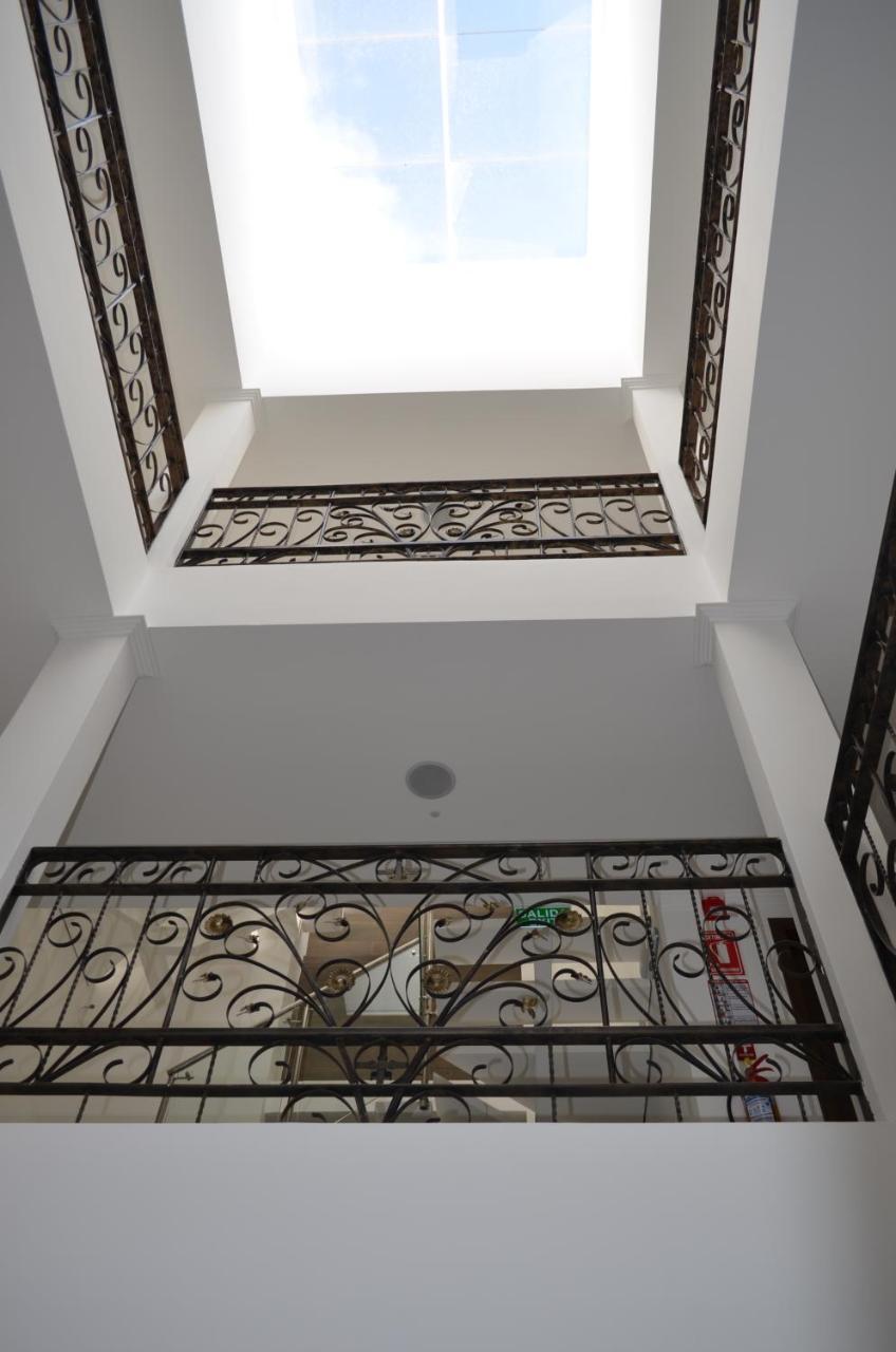 Hotel Gran Mariscal Quito Exterior photo